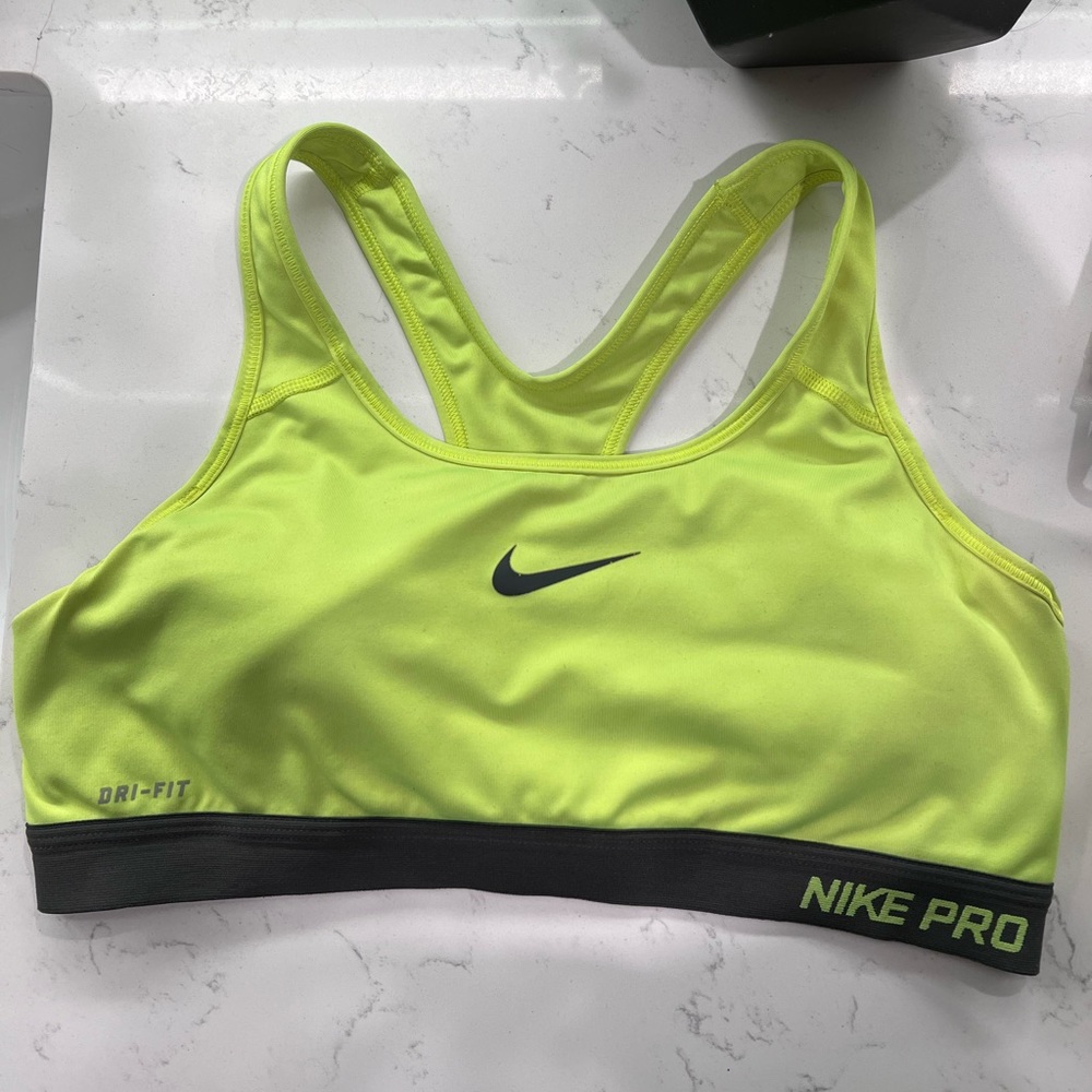 Nike Pro Sports Bra